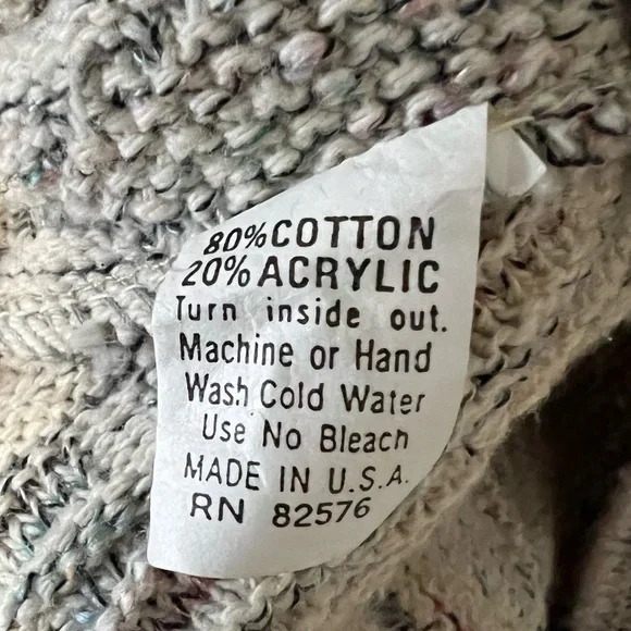 I.O.U Vintage Knit Sweater Size Large - Picture 15 of 15